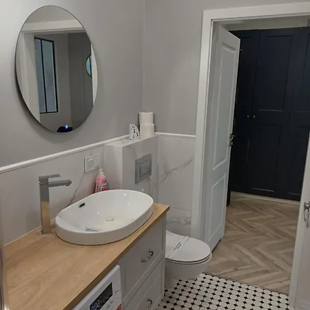 Gallery Center Apartman *