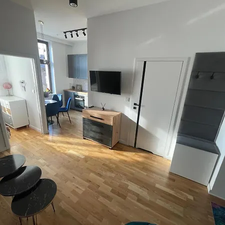 Apartment Gallery Center